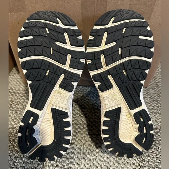 Brook’s Adrenaline 20 Run Wild - Picture 5 of 9